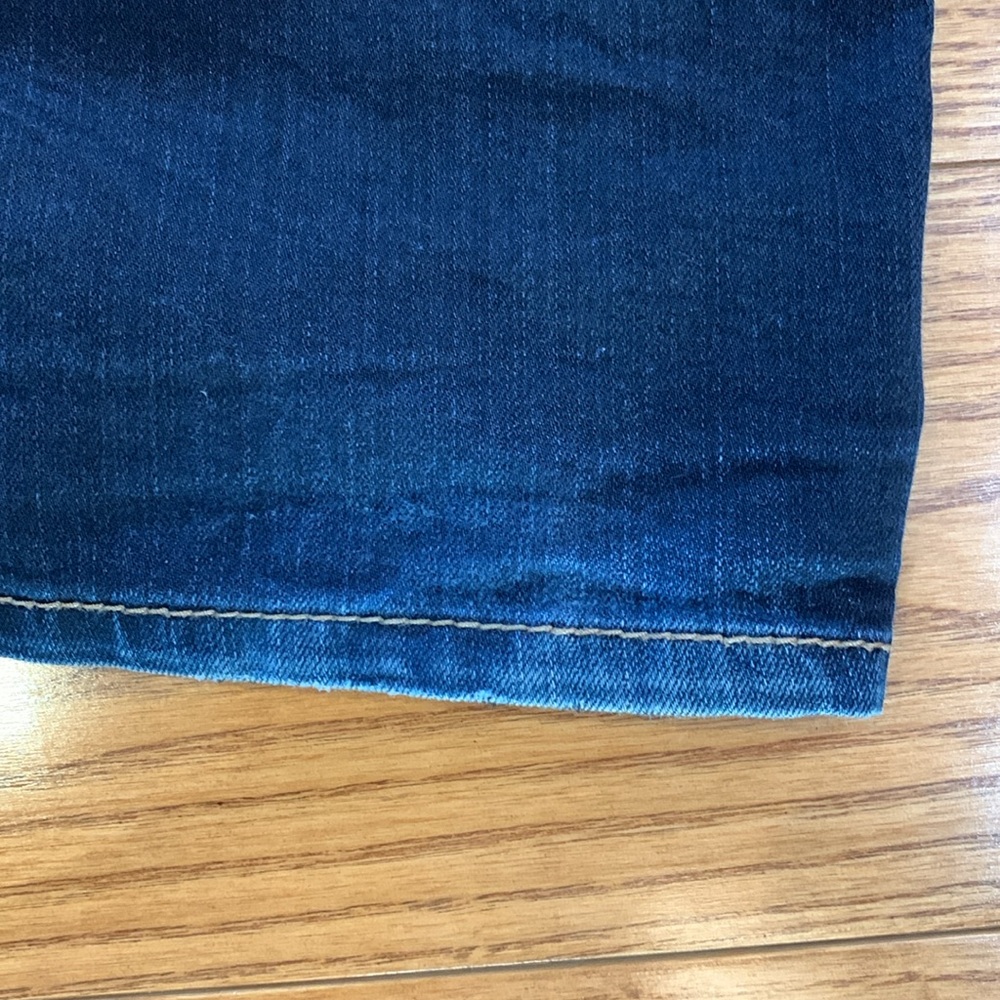 Silver Suki mid straight 18 x 32” jeans in GUC - Picture 7 of 8